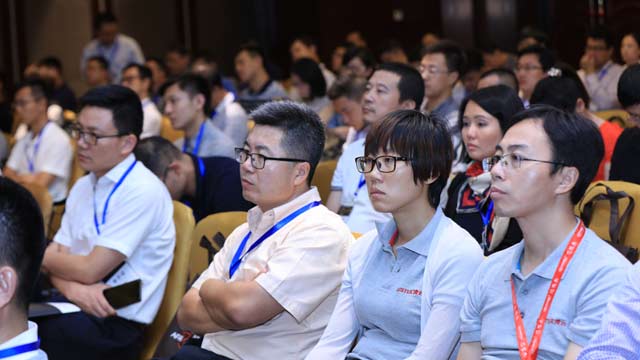 這個(gè)時(shí)代 你所追求的是什么？